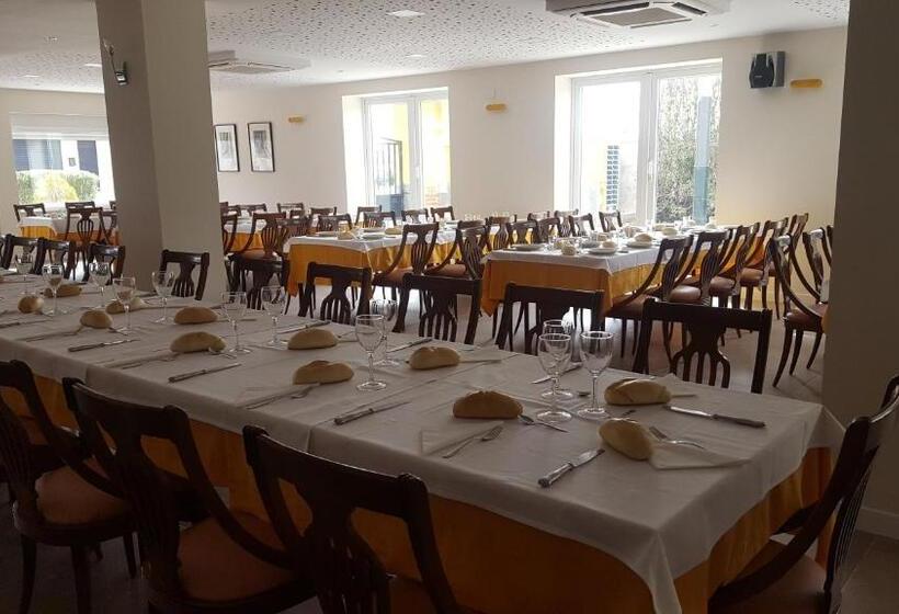 Hostal Restaurante Carolina