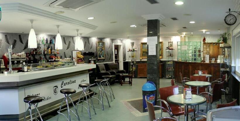 Hostal Restaurante Carolina