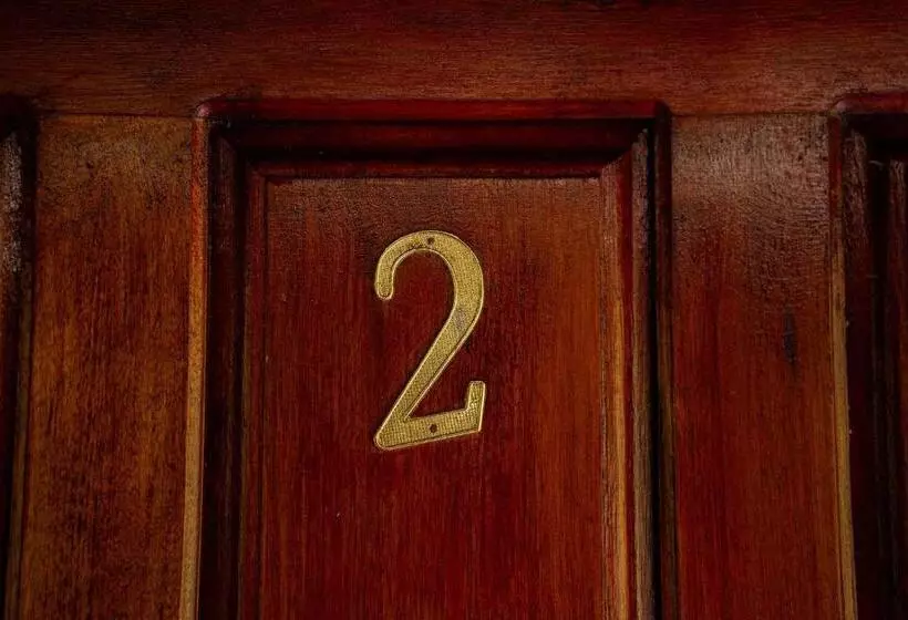 בית מלון כפרי Heliconia Island