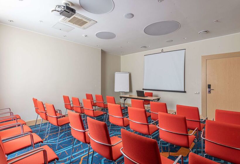 ホテル Park Inn By Radisson Kazan