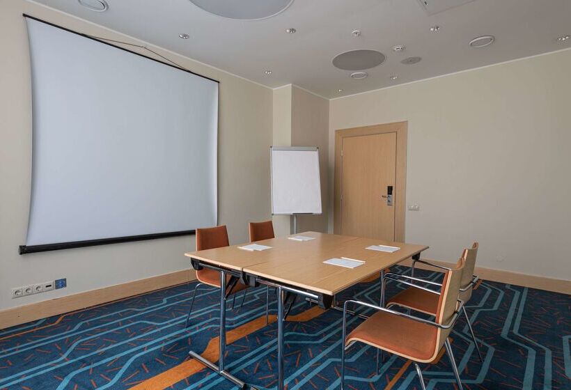 ホテル Park Inn By Radisson Kazan