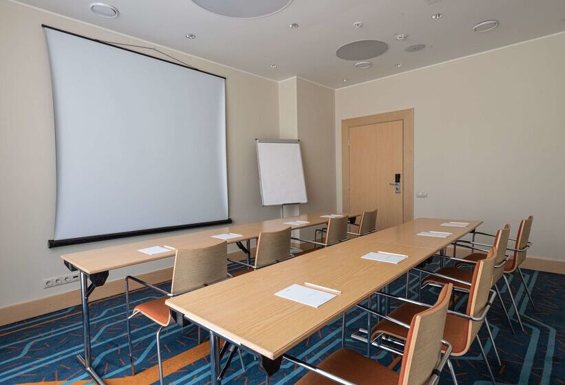 ホテル Park Inn By Radisson Kazan