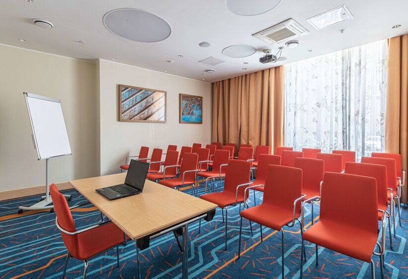 ホテル Park Inn By Radisson Kazan