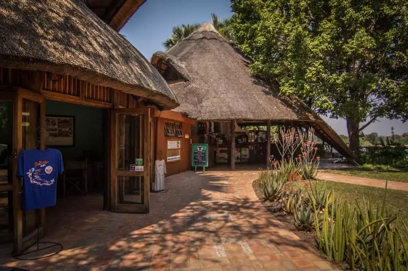 هتل The Victoria Falls Waterfront