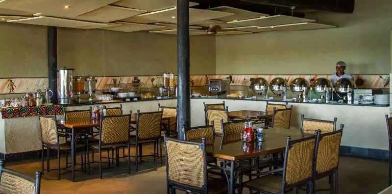 هتل The Victoria Falls Waterfront