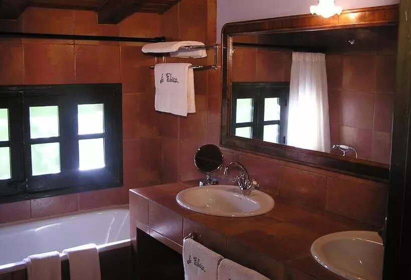 La Fabrica Casa Rural