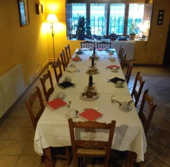 La Trocha De Hoyorredondo