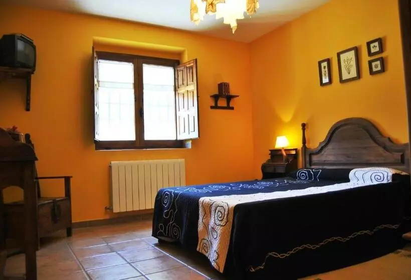 La Trocha De Hoyorredondo