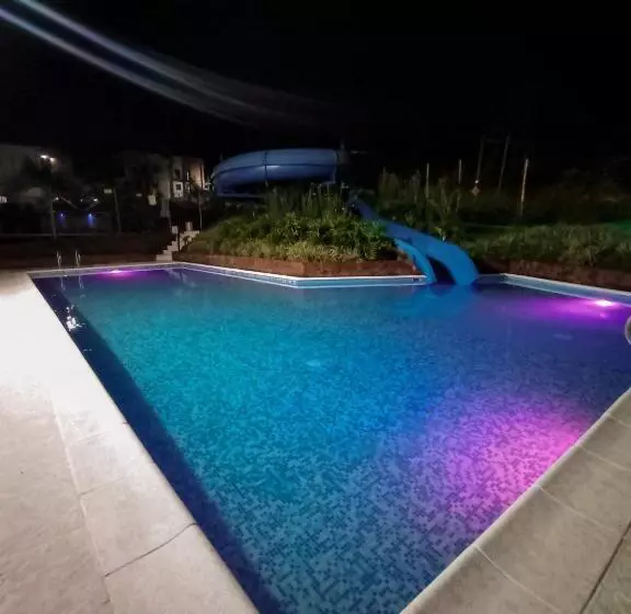 Apartasol, Eje Cafetero Reservas De La Colina 111b