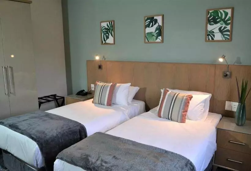 Aamiaismajoitus (B&B) Golf Course Boutique Guesthouse