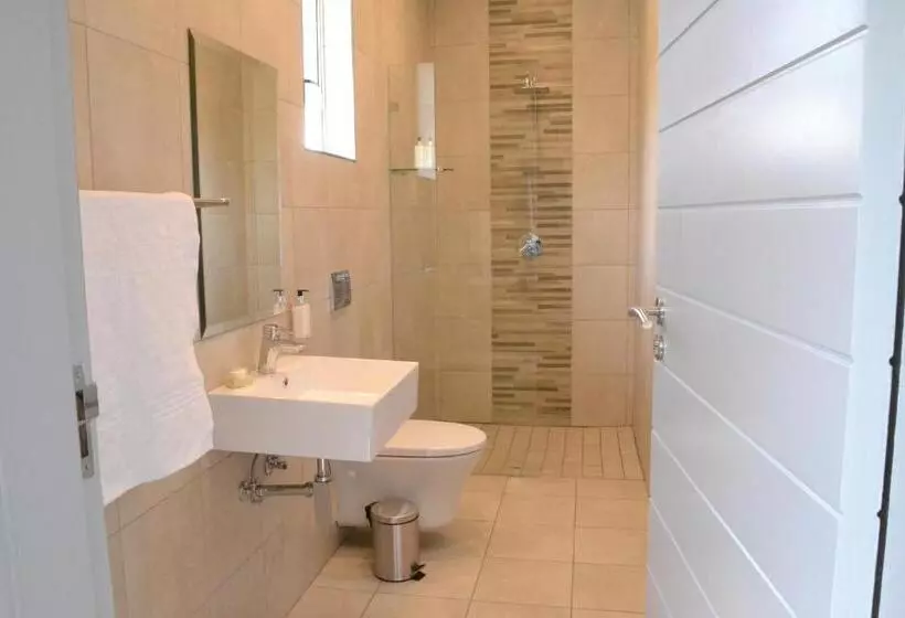 Aamiaismajoitus (B&B) Golf Course Boutique Guesthouse