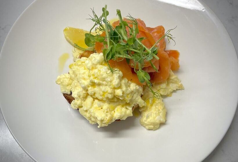 酒店 The Boarding House