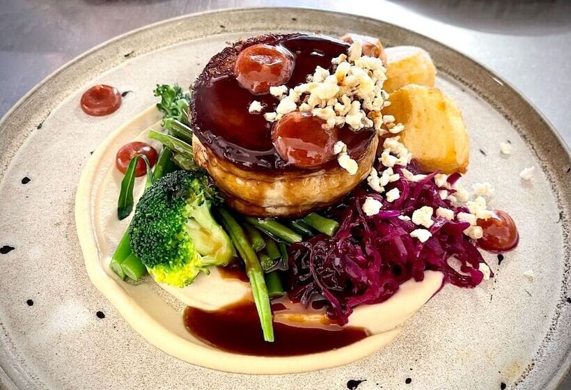 酒店 The Boarding House