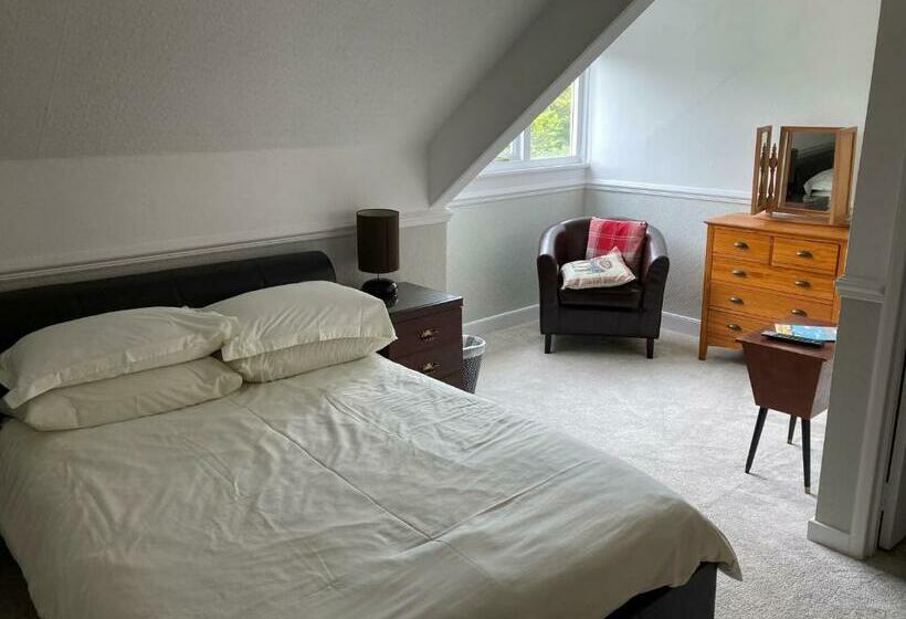 Bed and Breakfast The Eliot Arms