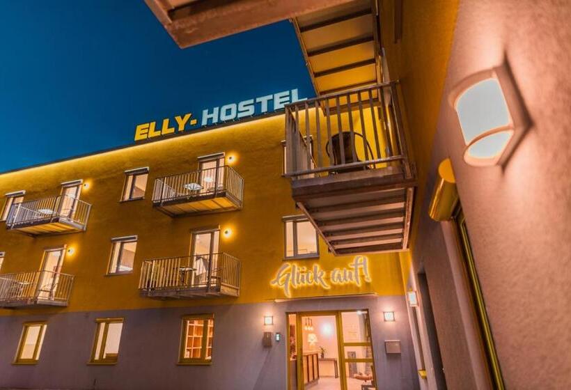Elly Hostel