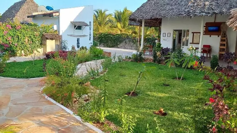 Hotelli Ahg Sun Bay Mlilile Beach