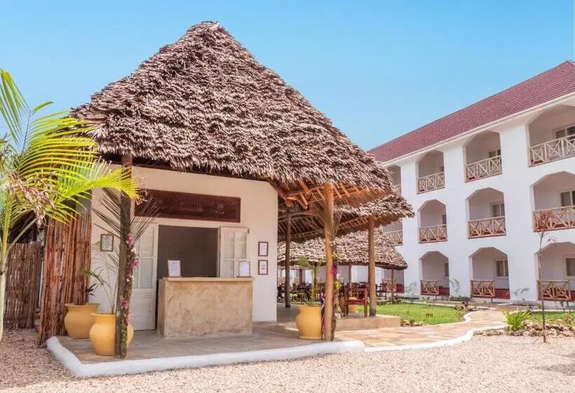 Hotelli Ahg Sun Bay Mlilile Beach