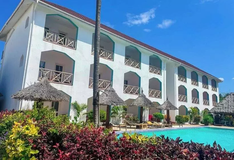 Hotelli Ahg Sun Bay Mlilile Beach