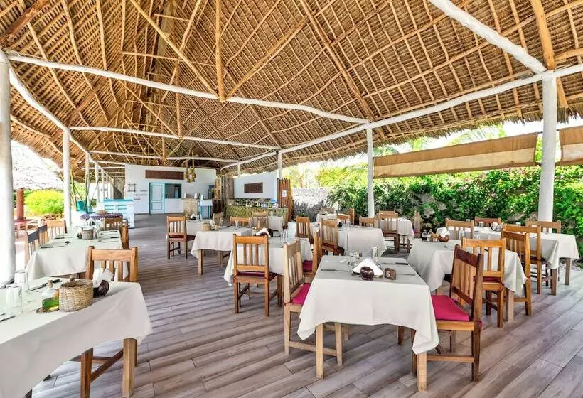 Hotelli Ahg Sun Bay Mlilile Beach