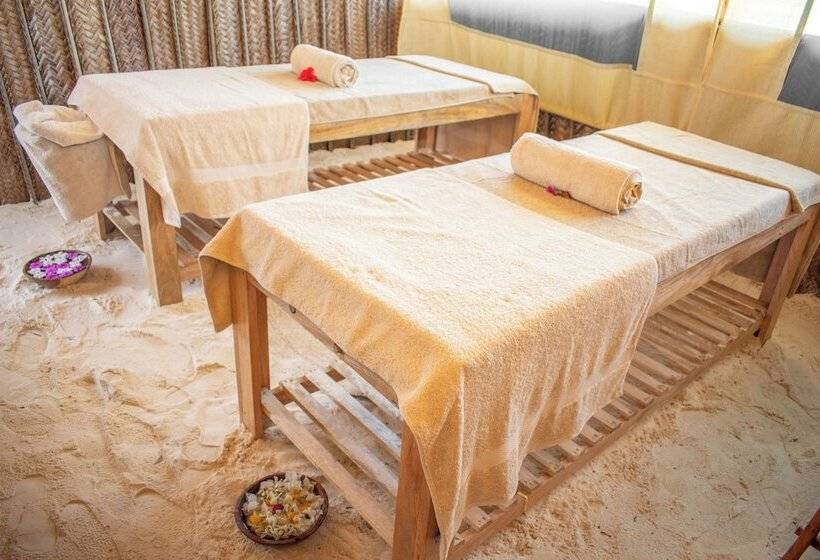 בית מלון כפרי Ahg Sun Bay Mlilile Beach