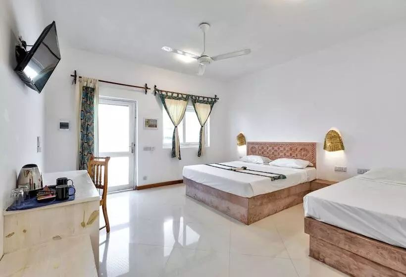 Hotelli Ahg Sun Bay Mlilile Beach