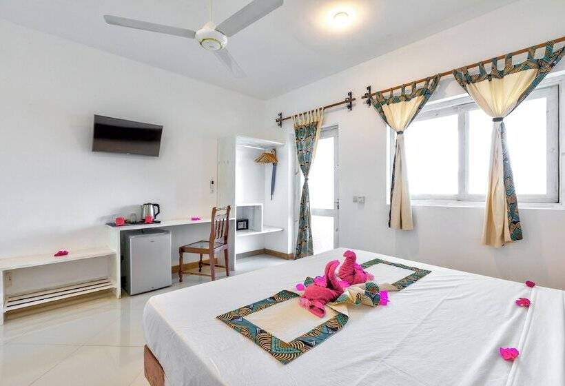 בית מלון כפרי Ahg Sun Bay Mlilile Beach