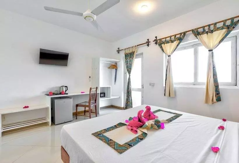 Hotelli Ahg Sun Bay Mlilile Beach