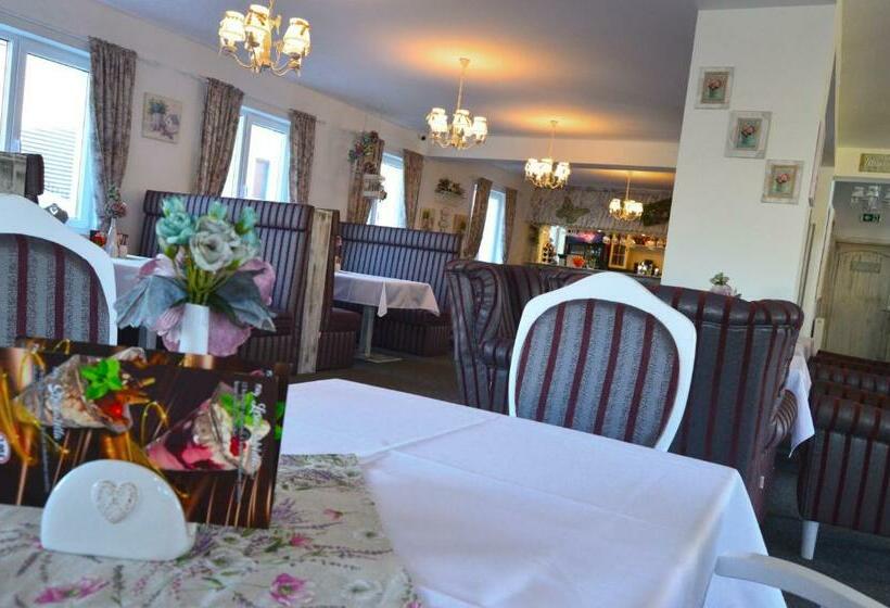 Отель Evan U Hoffera