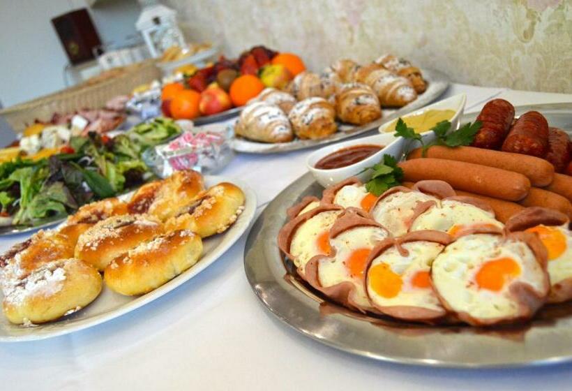 Отель Evan U Hoffera