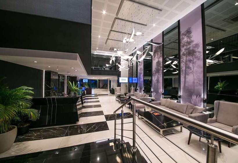 فندق Hilton Garden Inn Santiago Del Estero