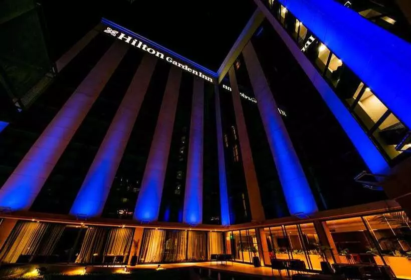 هتل Hilton Garden Inn Santiago Del Estero