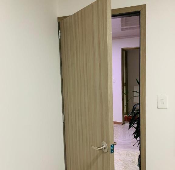 פנסיון Bogotá Kings 301