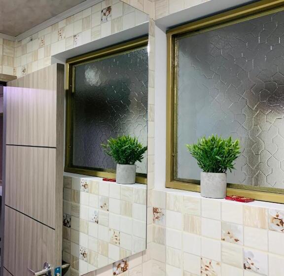 פנסיון Bogotá Kings 301