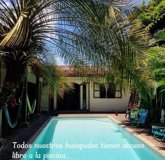 هاستل Casa Riverstone