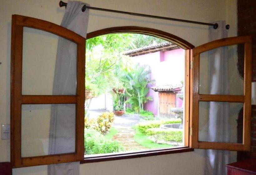 هاستل Casa Riverstone