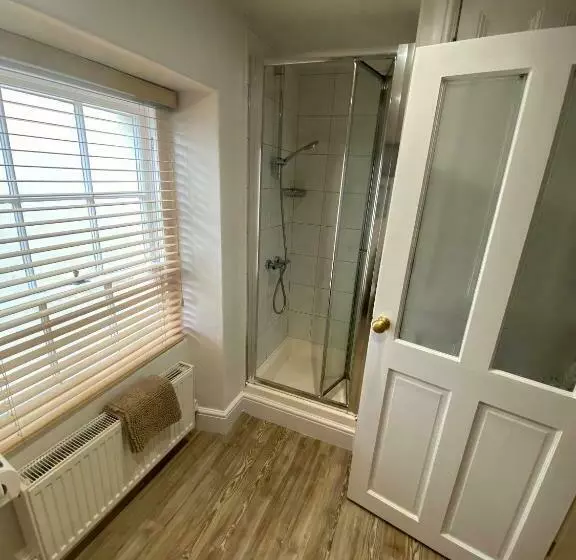 Aamiaismajoitus (B&B) Awel Y Mor