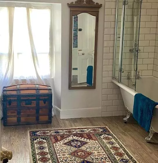 Aamiaismajoitus (B&B) Awel Y Mor