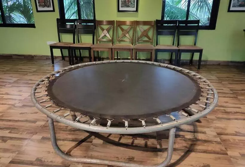 Hotelli Chira Meadows Ecoresort, Dapoli