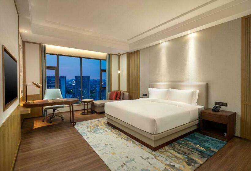 Отель Ramada Plaza By Wyndham Dongguan Songshan Lake