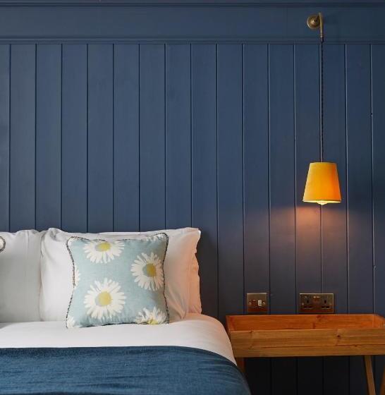 호텔 Riverside Inn By Chef & Brewer Collection