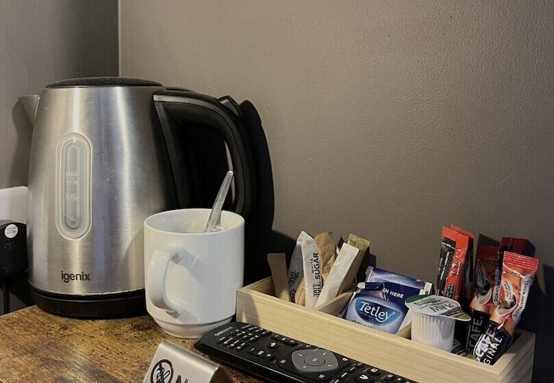 The Wellington Hotel Birmingham   Breakfast Included, Near O2 Academy & City Centre