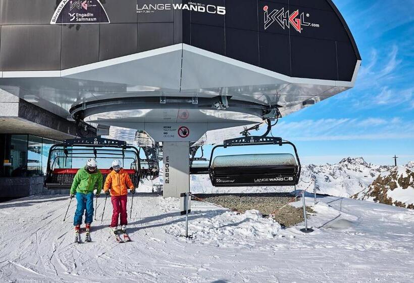 Rosanna By Alpeffect Hotels