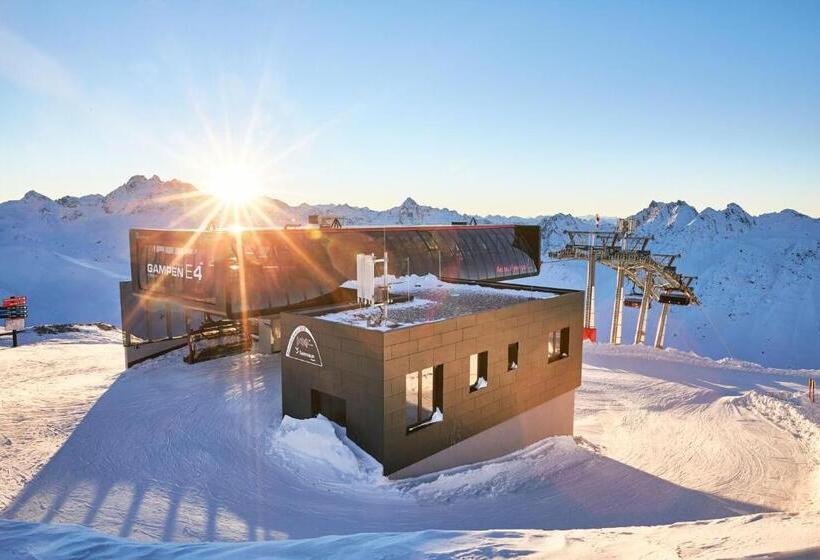 Rosanna By Alpeffect Hotels