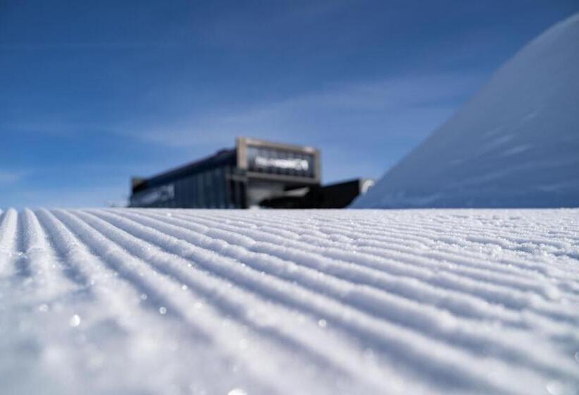 Rosanna By Alpeffect Hotels