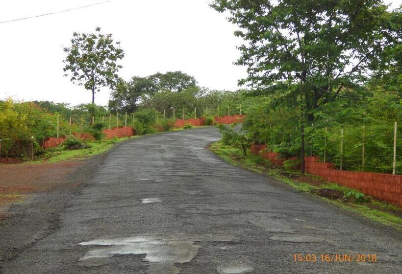 호스텔 Pinacle Inn