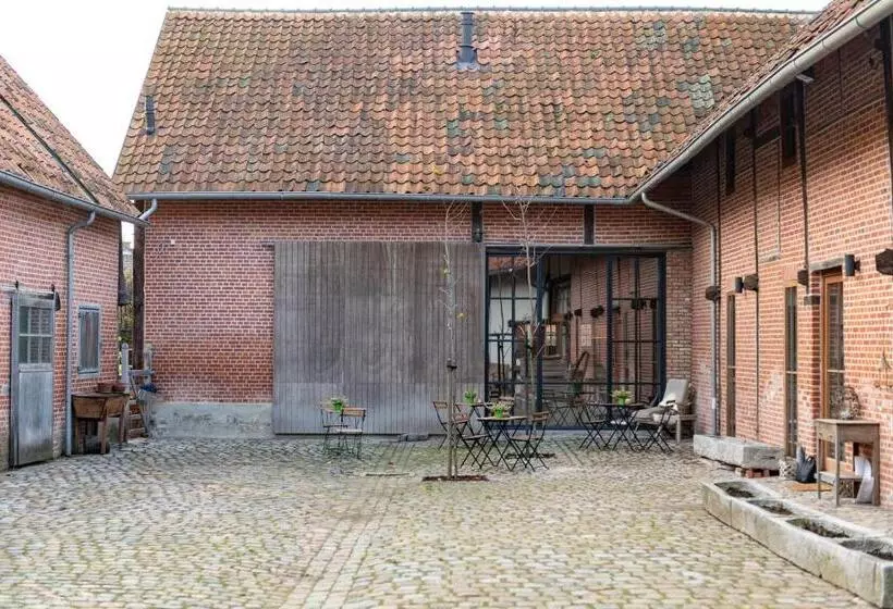 ベッドアンドブレックファースト Winning De Zwaen