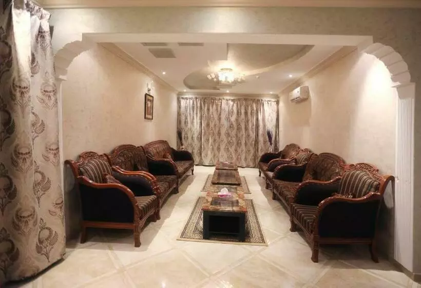 Hotelli Mandareen Al Sharq Serviced Apartments