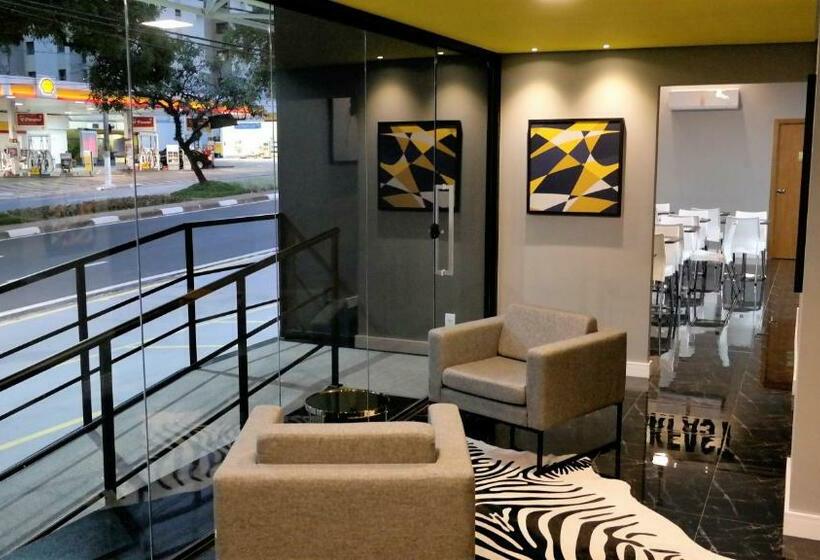 هتل Mr. Hostel Business Lodge