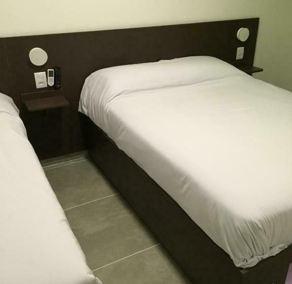 هتل Mr. Hostel Business Lodge