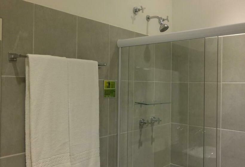 هتل Mr. Hostel Business Lodge